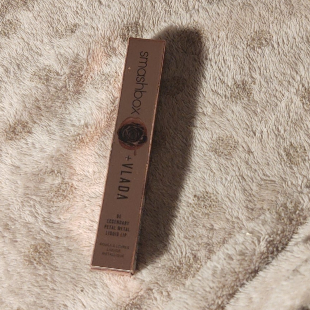 Smashbox rose magic lipstick